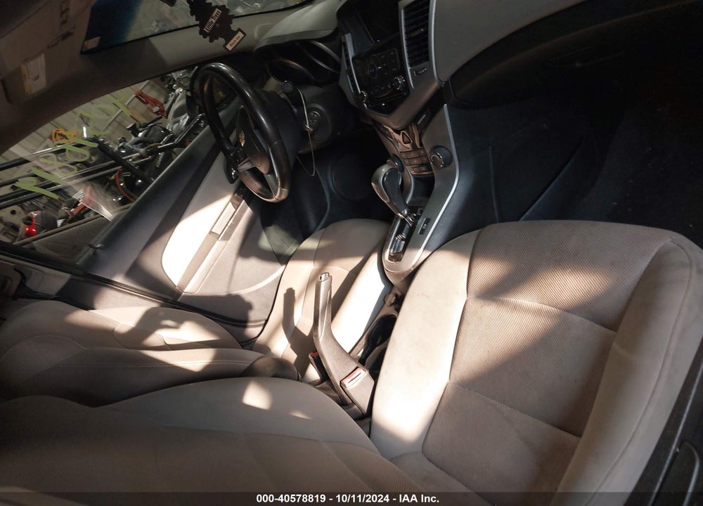 2014 CHEVROLET CRUZE 1LT AUTO VIN: 1G1PC5SB5E7278935