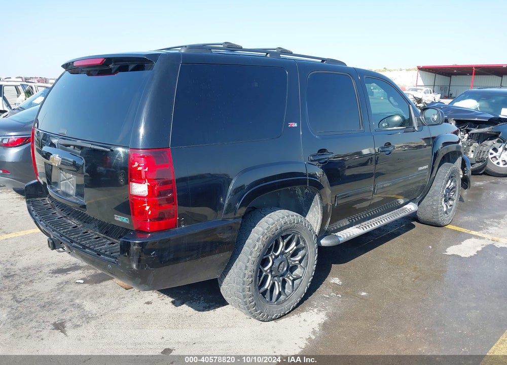 2011 CHEVROLET TAHOE LT VIN: 1GNSKBE05BR384127
