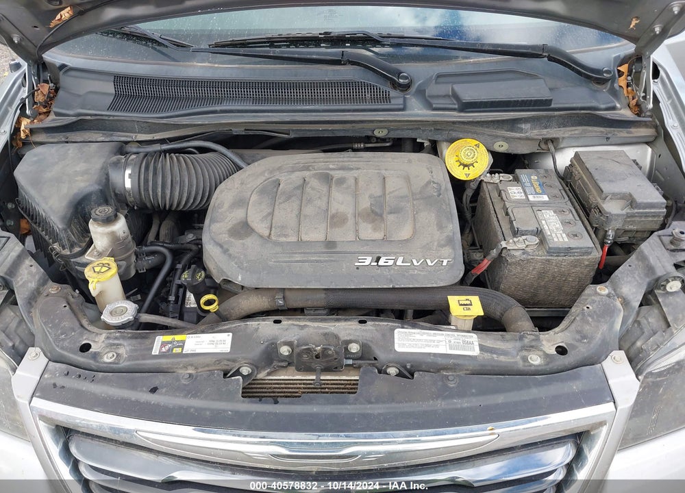 2014 CHRYSLER TOWN & COUNTRY S VIN: 2C4RC1HG7ER178068