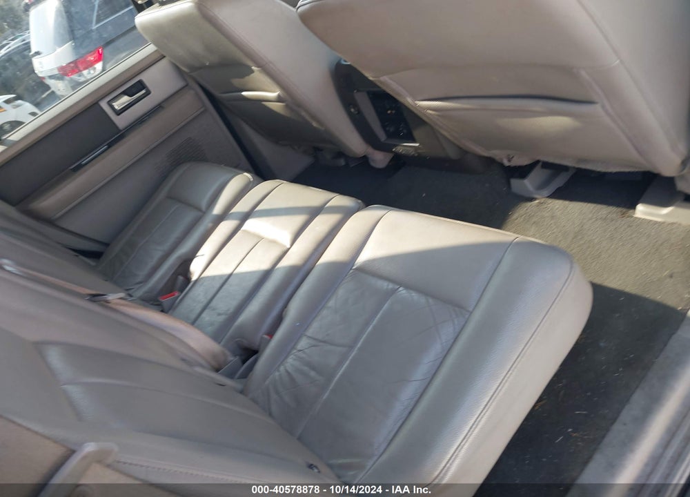 2010 FORD EXPEDITION XLT VIN: 1FMJU1F53AEA63787