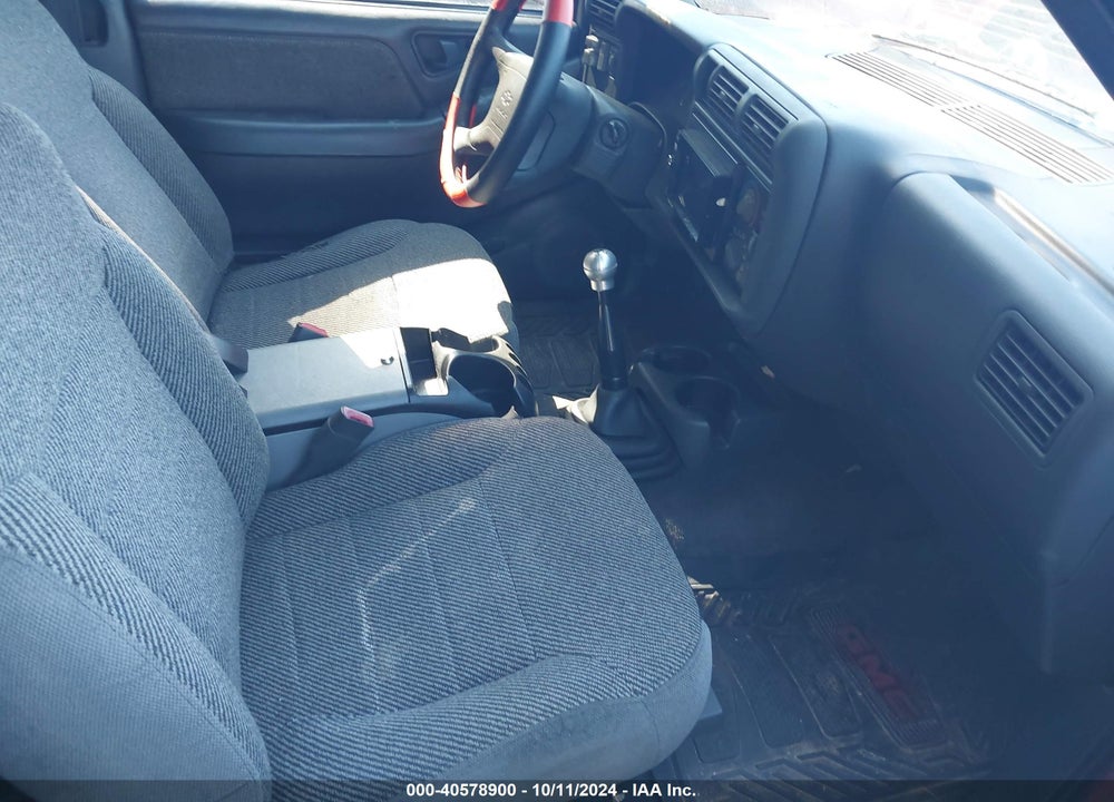 1997 CHEVROLET S-10 LS SPORTSIDE VIN: 1GCCS1944V8160071