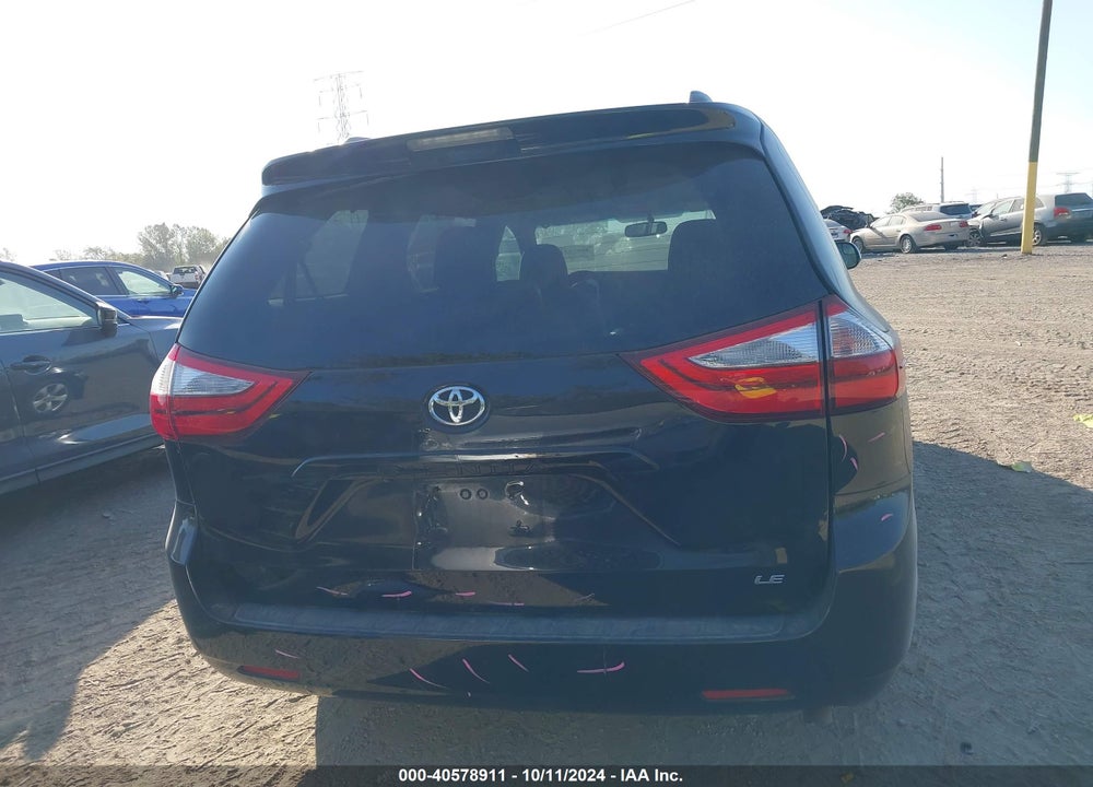 2015 TOYOTA SIENNA LE 8 PASSENGER VIN: 5TDKK3DC0FS550118