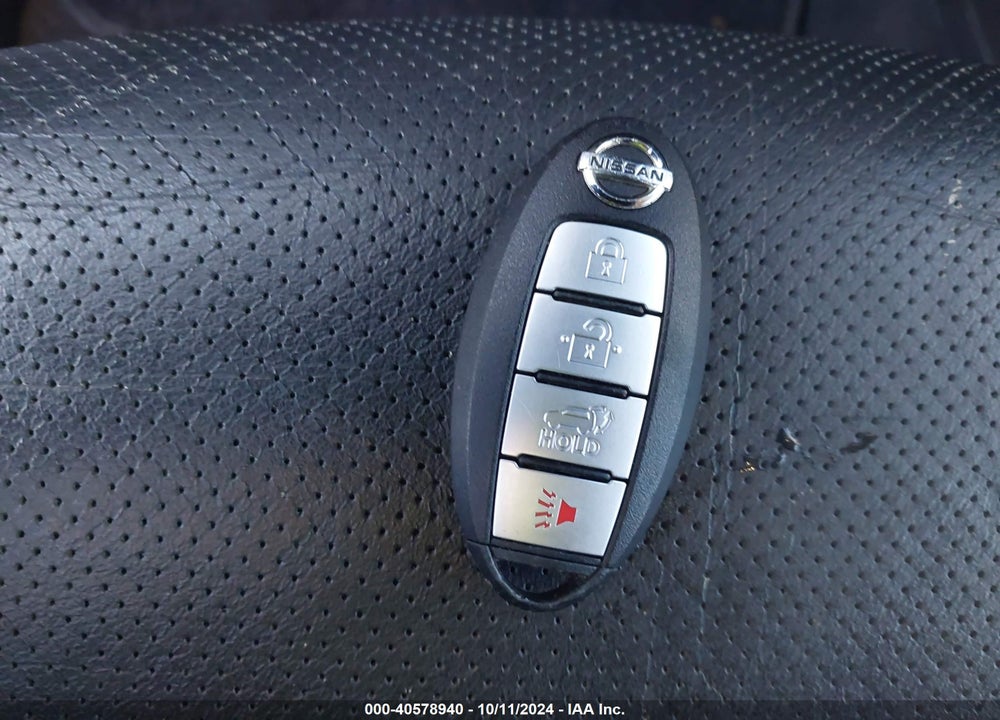 2016 NISSAN ROGUE SL VIN: 5N1AT2MV2GC743566