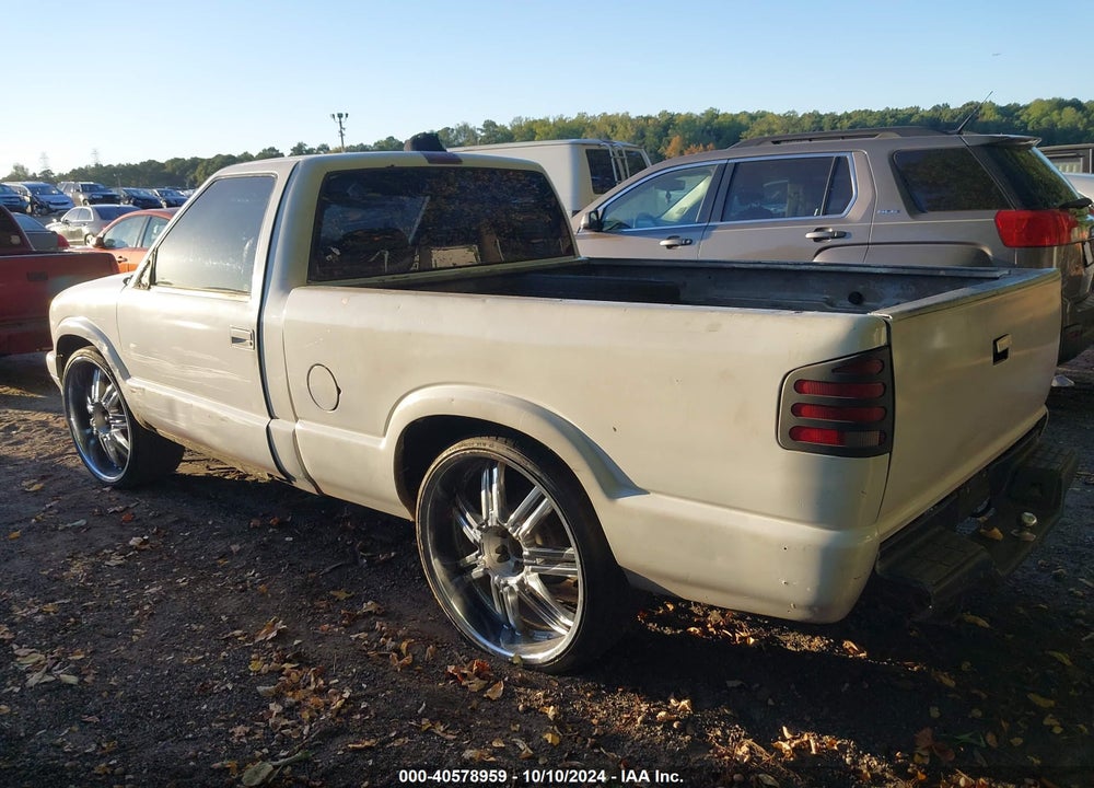1995 CHEVROLET S TRUCK S10 VIN: 1GCCS1440SK261694