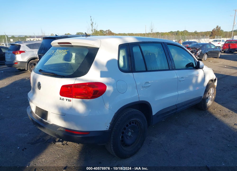 2017 VOLKSWAGEN TIGUAN 2.0T/2.0T S VIN: WVGAV7AX8HK045855