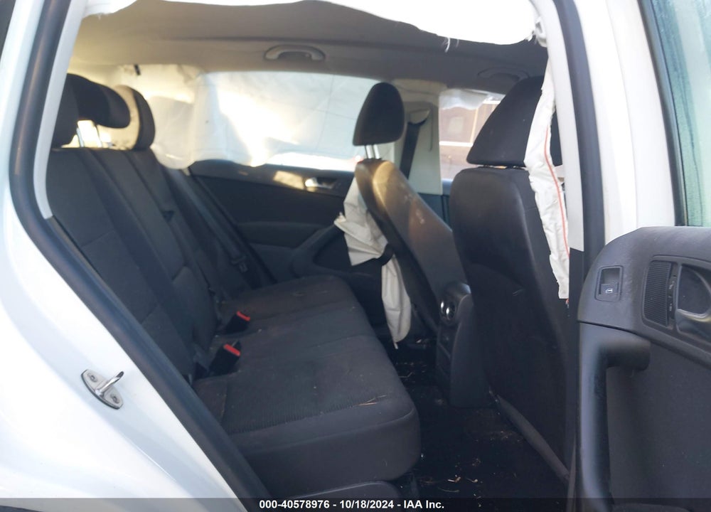 2017 VOLKSWAGEN TIGUAN 2.0T/2.0T S VIN: WVGAV7AX8HK045855