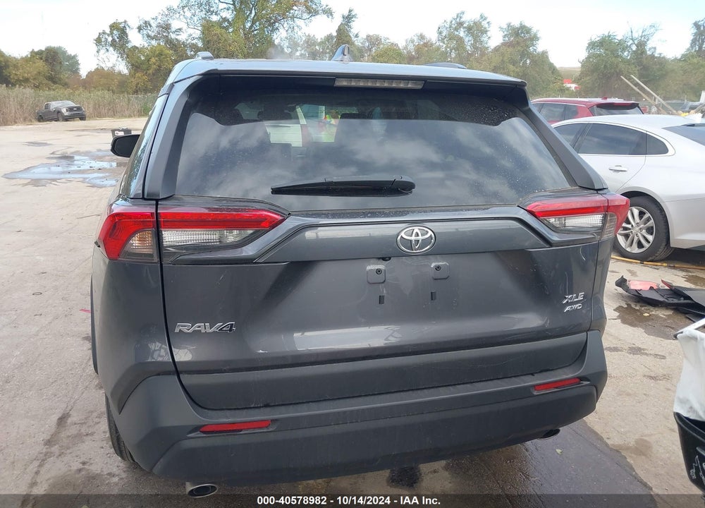 2024 TOYOTA RAV4 XLE VIN: 2T3P1RFV5RC465239