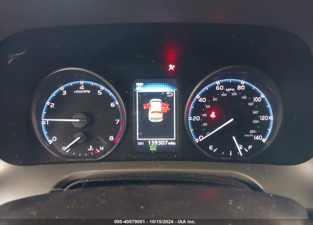2017 TOYOTA RAV4 XLE VIN: 2T3RFREV0HW556668