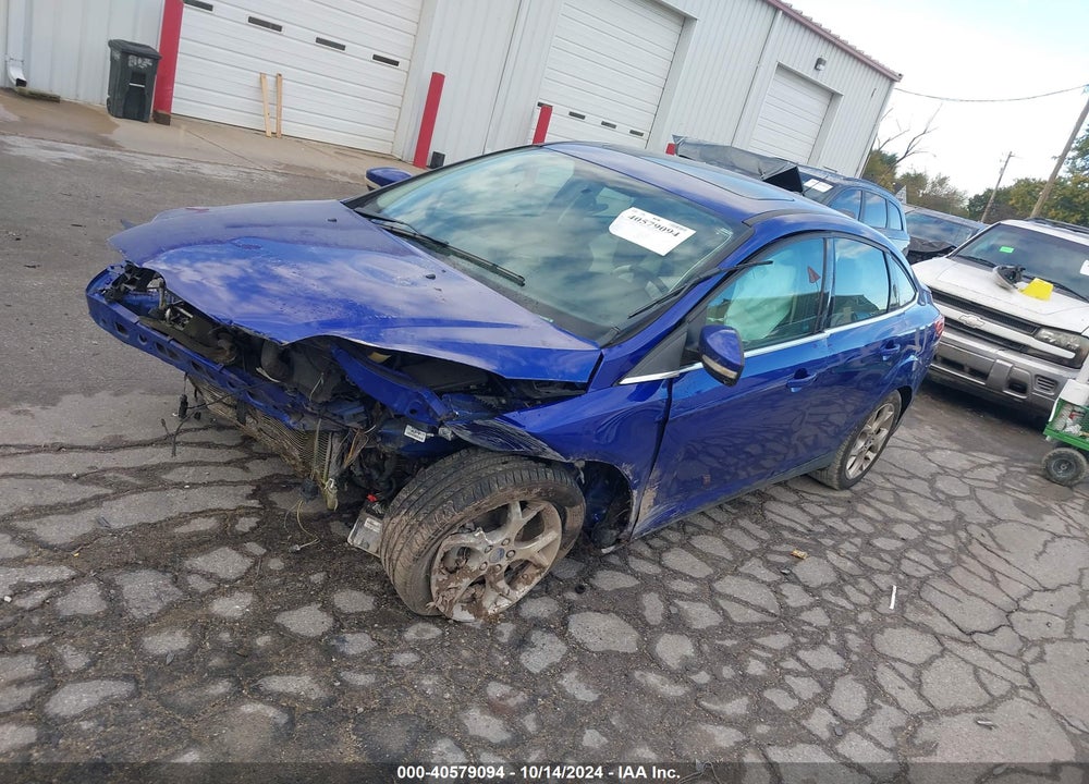 2013 FORD FOCUS TITANIUM VIN: 1FADP3J27DL122637