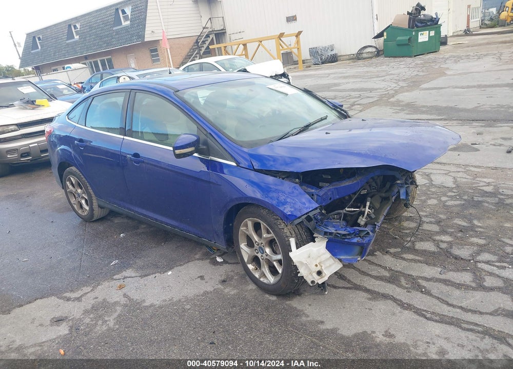 2013 FORD FOCUS TITANIUM VIN: 1FADP3J27DL122637