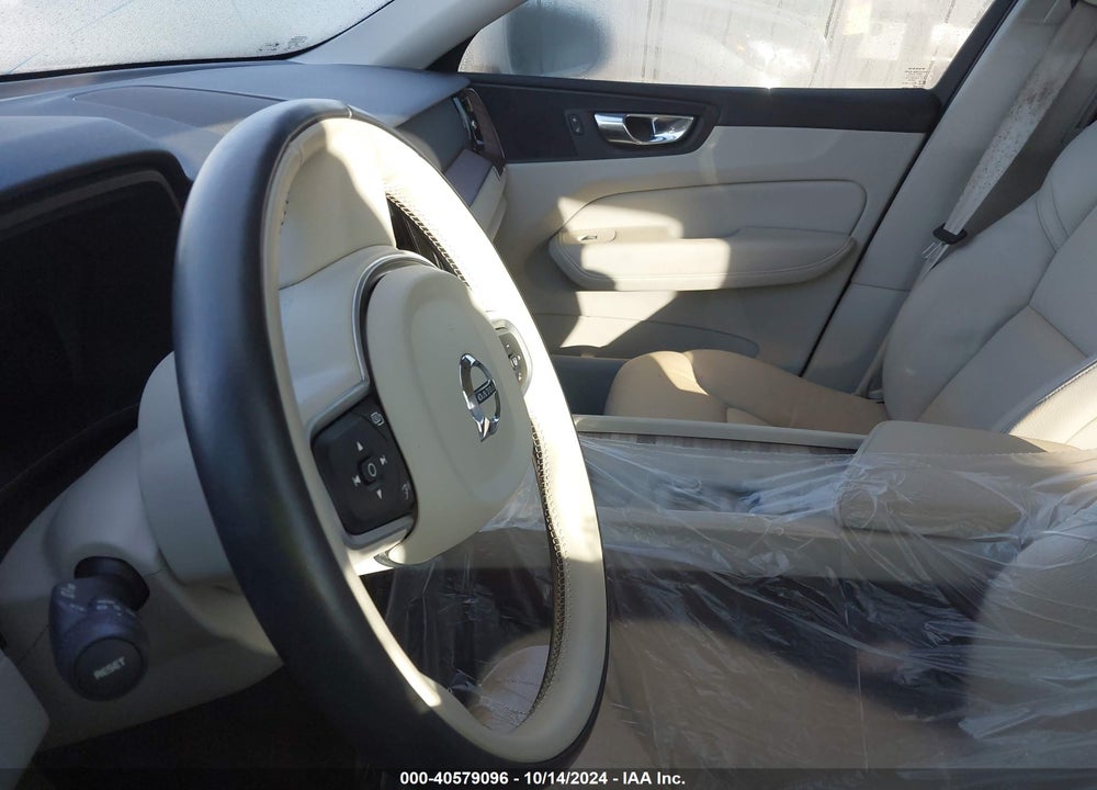 2021 VOLVO XC60 RECHARGE PLUG-IN HYBRID T8 INSCRIPTION EXPRESSION VIN: YV4BR0DK0M1744317