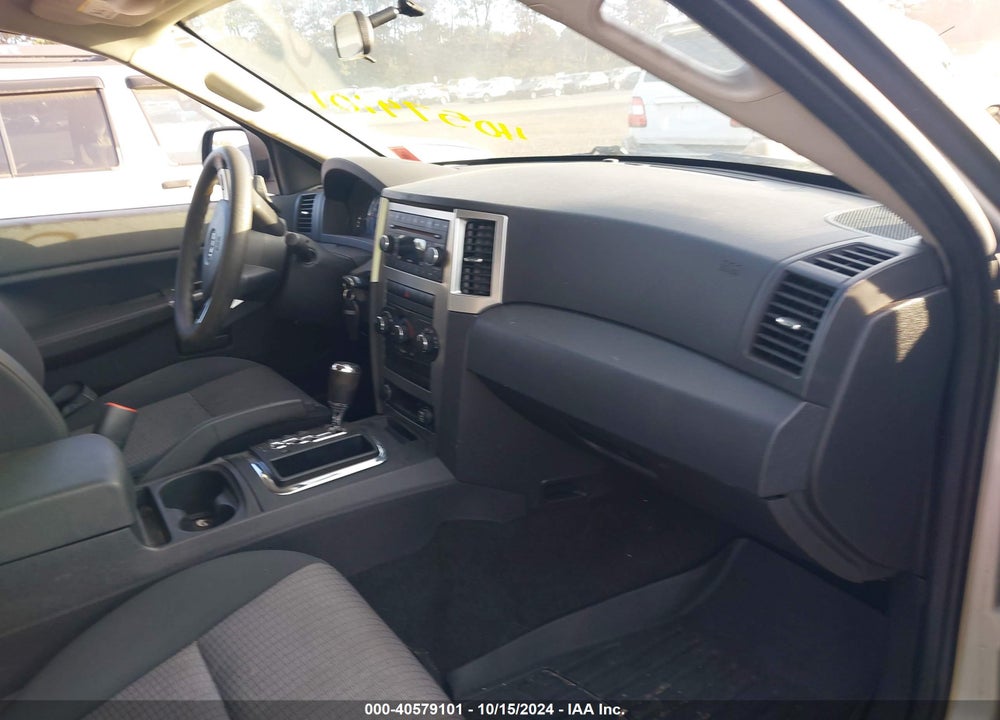 2008 JEEP GRAND CHEROKEE LAREDO VIN: 1J8GR48K98C146790