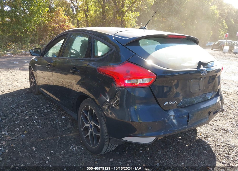 2017 FORD FOCUS SEL VIN: 1FADP3M22HL335562