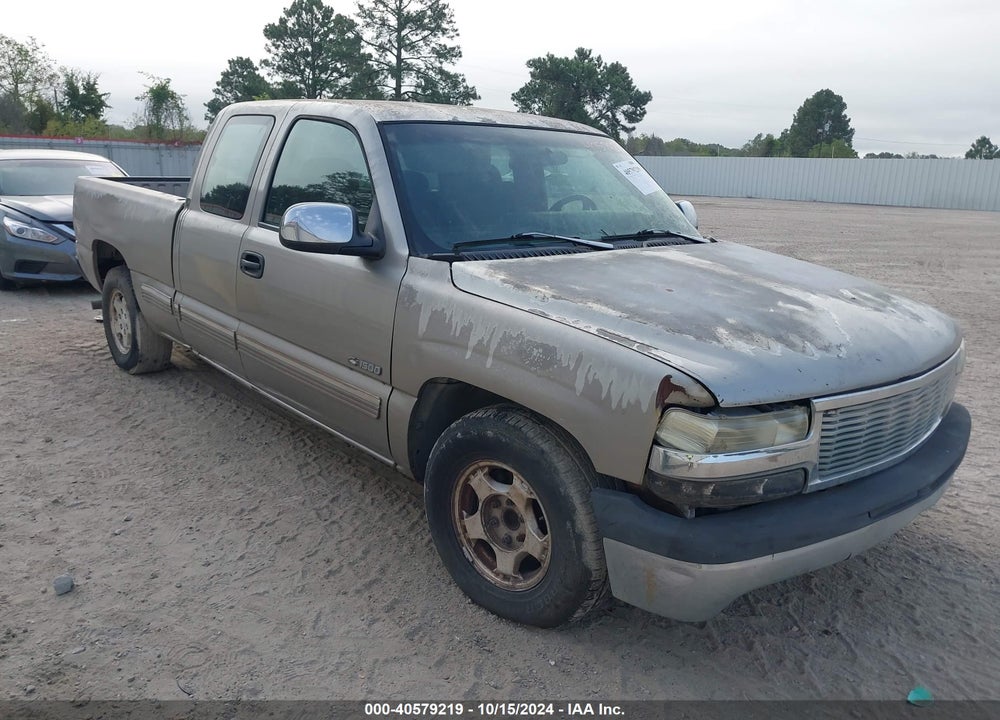 2000 CHEVROLET SILVERADO 1500 LS VIN: 2GCEC19T7Y1258791