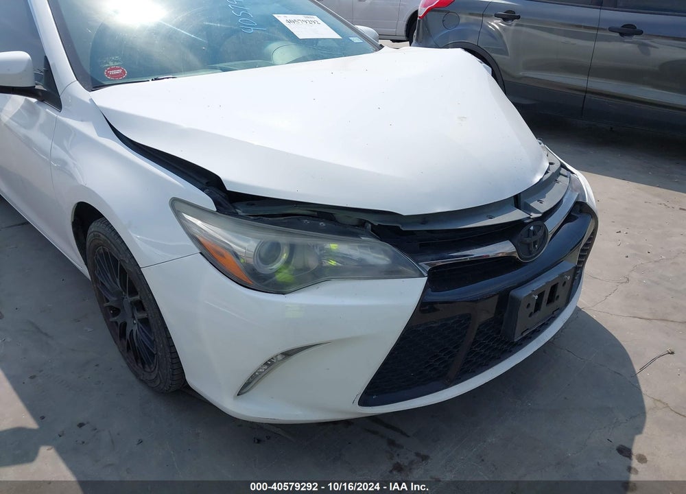 2015 TOYOTA CAMRY SE VIN: 4T1BF1FK3FU882624