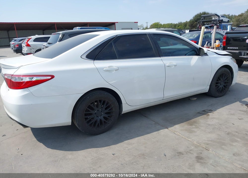 2015 TOYOTA CAMRY SE VIN: 4T1BF1FK3FU882624
