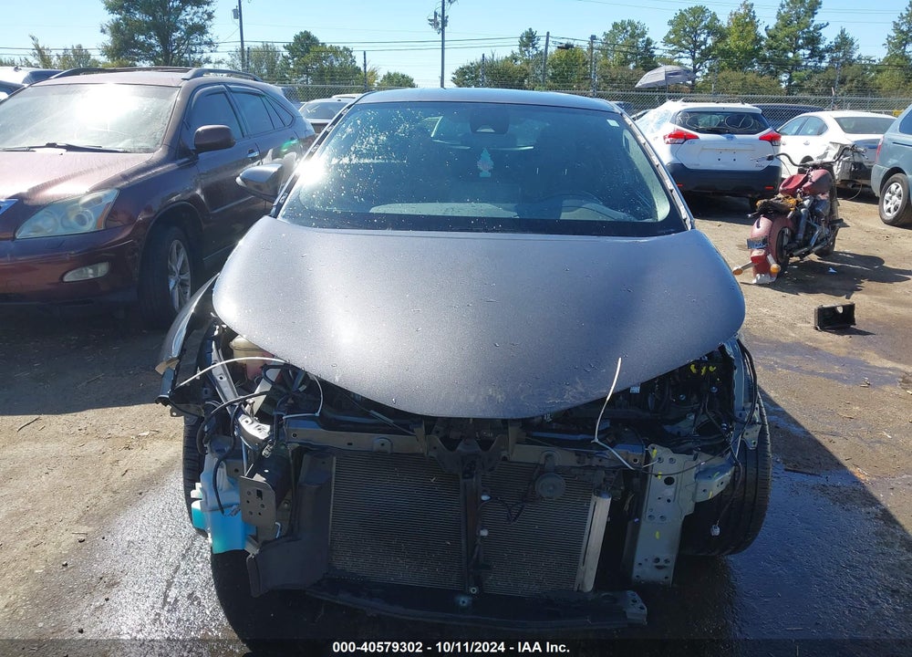 2021 TOYOTA C-HR XLE VIN: NMTKHMBX7MR121063
