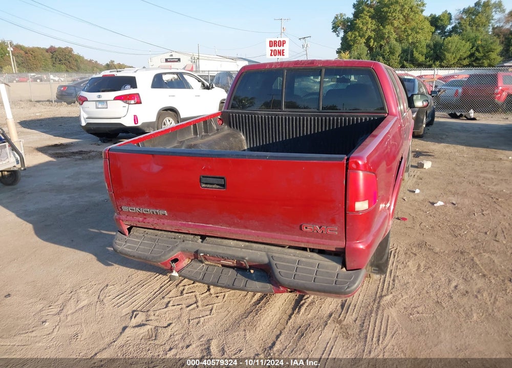 2003 GMC SONOMA SLS VIN: 1GTDT13X23K104599