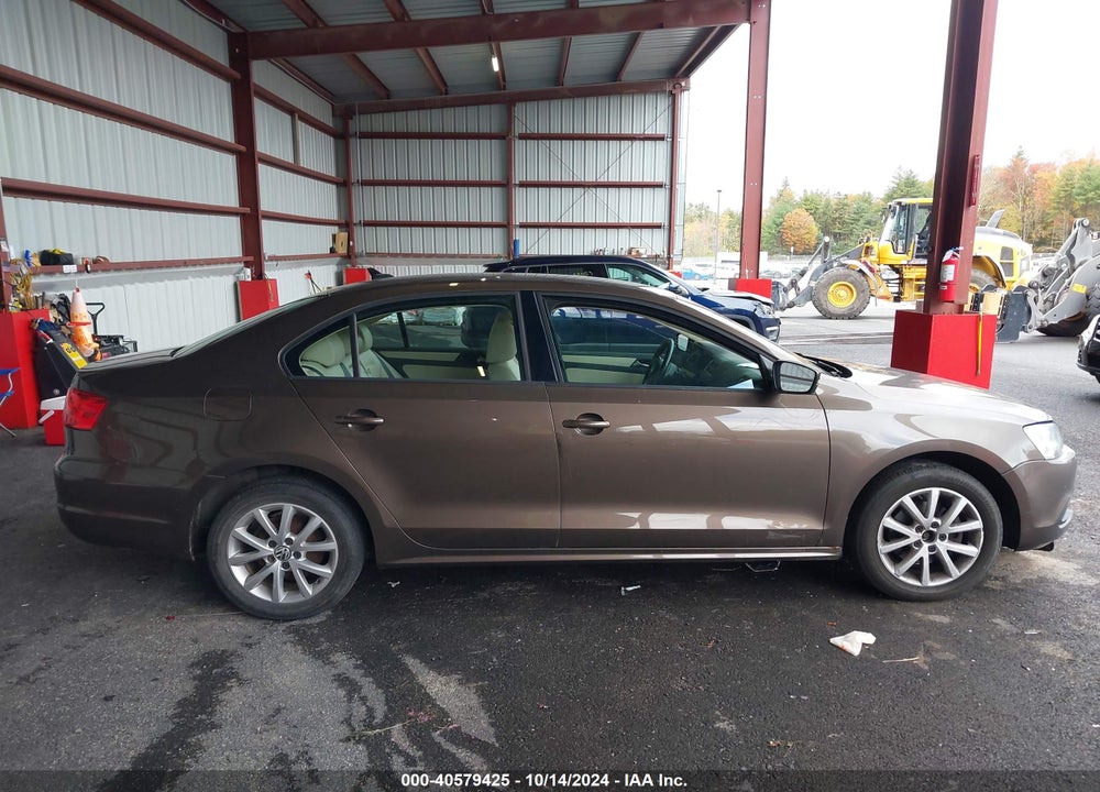 2012 VOLKSWAGEN JETTA 2.5L SE VIN: 3VWDP7AJXCM008649