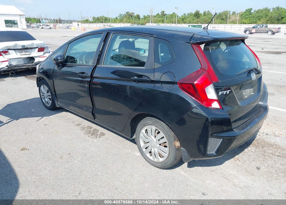 2015 HONDA FIT LX VIN: 3HGGK5H51FM757020
