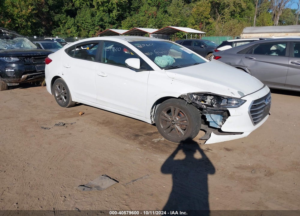2018 HYUNDAI ELANTRA SEL VIN: 5NPD84LF1JH215652