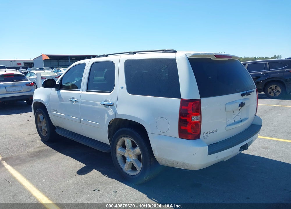 2008 CHEVROLET TAHOE LT VIN: 1GNFC13068R222088