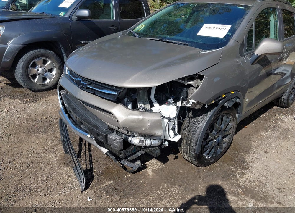 2022 CHEVROLET TRAX AWD LT VIN: KL7CJPSM1NB561822
