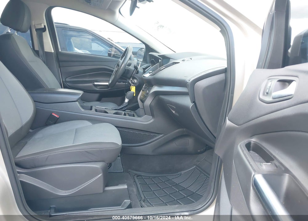 2017 FORD ESCAPE SE VIN: 1FMCU0GD0HUE22439