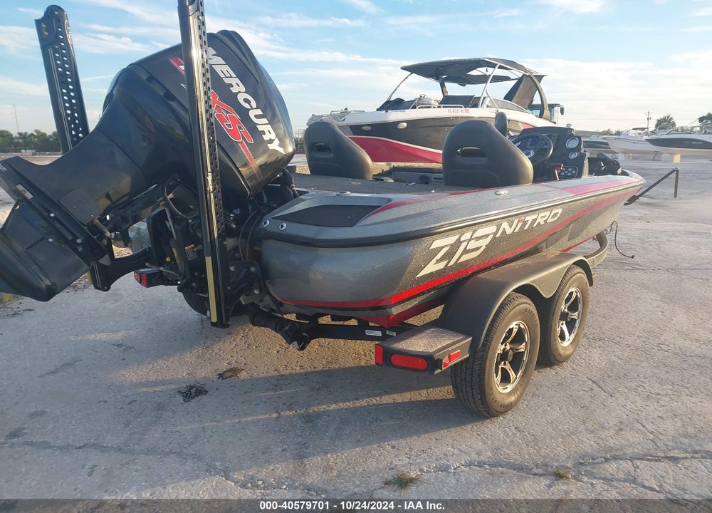 2017 NITRO BOAT VIN: BUJ84727E617