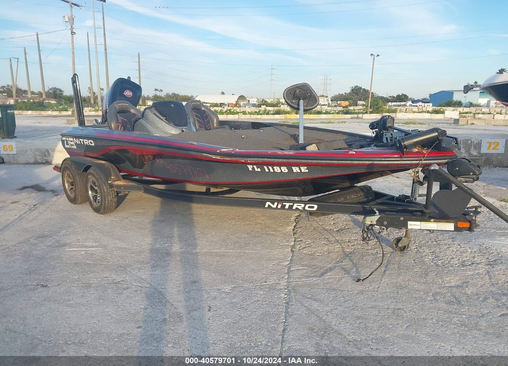 2017 NITRO BOAT VIN: BUJ84727E617
