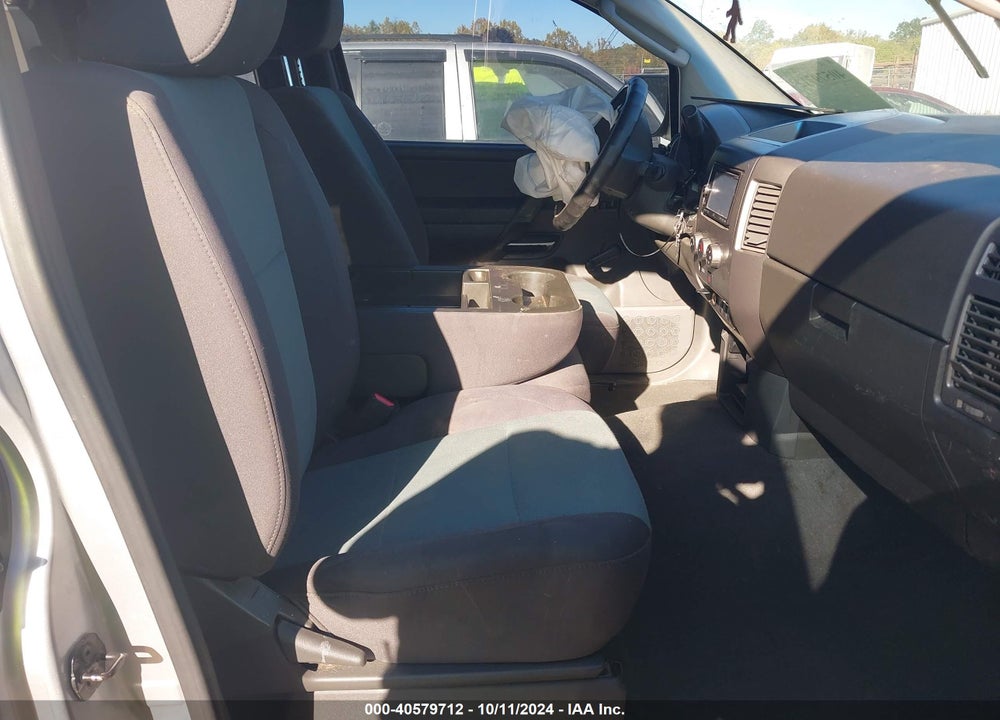 2007 NISSAN TITAN XE VIN: 1N6AA06AX7N238675