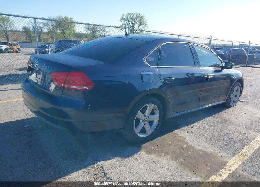 2012 VOLKSWAGEN PASSAT 2.5L S VIN: 1VWAP7A31CC084881