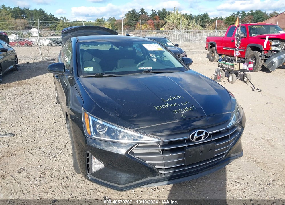2020 HYUNDAI ELANTRA SE VIN: 5NPD74LF3LH546562
