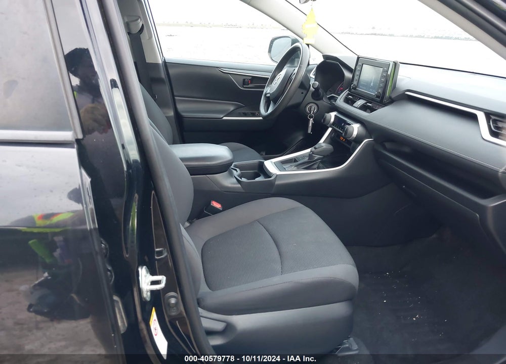2019 TOYOTA RAV4 LE VIN: 2T3H1RFV1KW004385