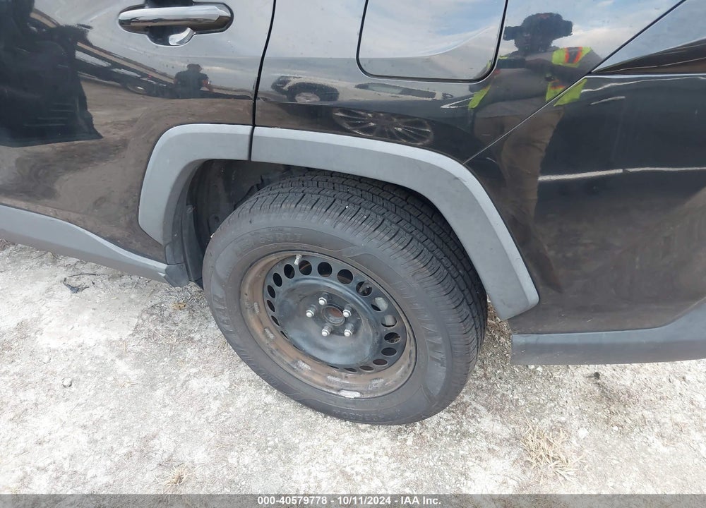 2019 TOYOTA RAV4 LE VIN: 2T3H1RFV1KW004385