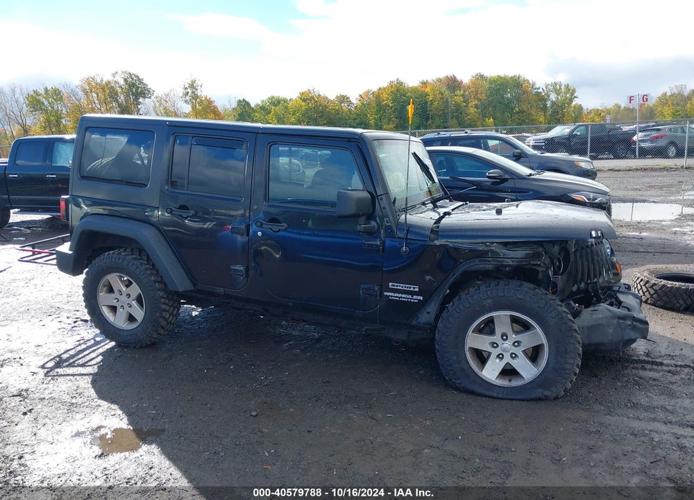 2013 JEEP WRANGLER UNLIMITED SPORT VIN: 1C4HJWDG5DL583972
