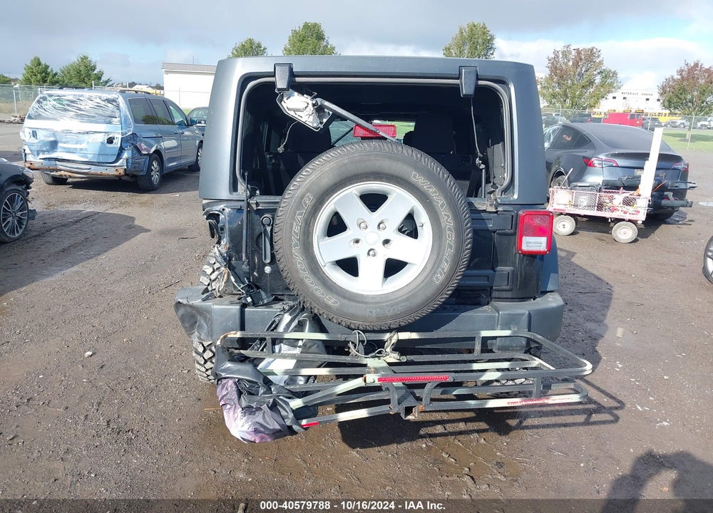2013 JEEP WRANGLER UNLIMITED SPORT VIN: 1C4HJWDG5DL583972