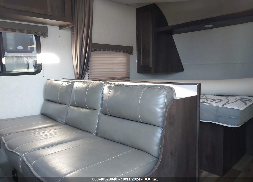 2019 STARCREST OTHER VIN: 1SABS0BN3J2ZF5771