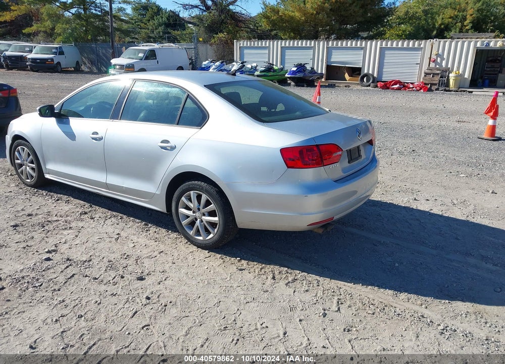 2011 VOLKSWAGEN JETTA 2.5L SE VIN: 3VWDZ7AJ4BM320023