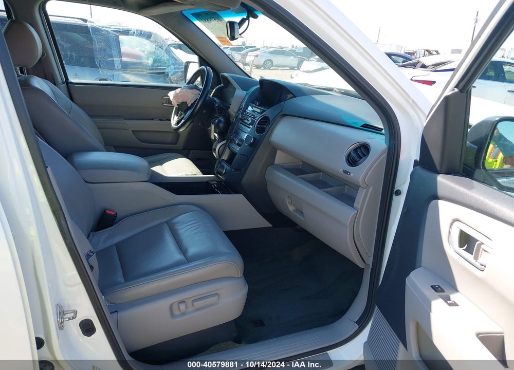 2015 HONDA PILOT EX-L VIN: 5FNYF4H65FB050873