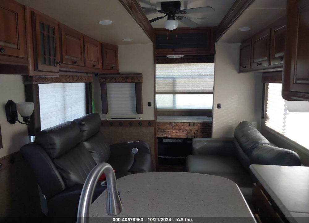 2014 BIG HORN HEARTLAND VIN: 5SFBG3422EE271103