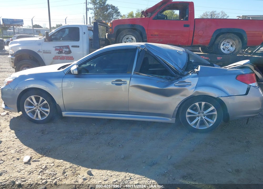 2014 SUBARU LEGACY 2.5I PREMIUM VIN: 4S3BMCC61E3028314