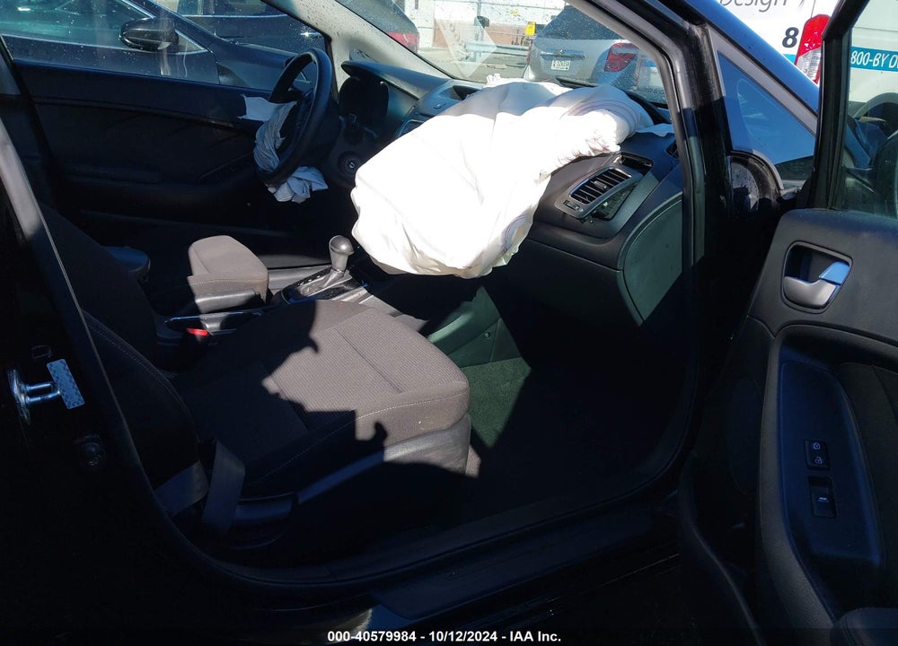 2018 KIA FORTE LX VIN: KNAFK5A83J5773004