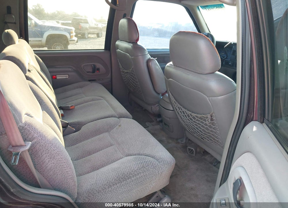 1999 GMC YUKON SLE VIN: 1GKEC13R1XJ807942