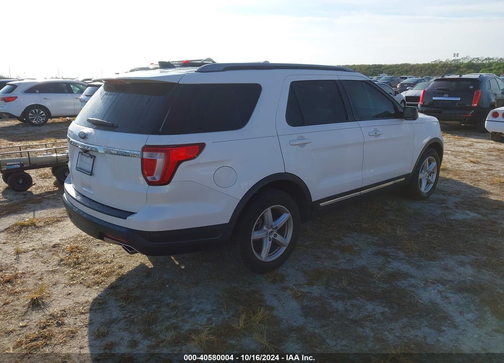 2018 FORD EXPLORER XLT VIN: 1FM5K7D82JGA23812