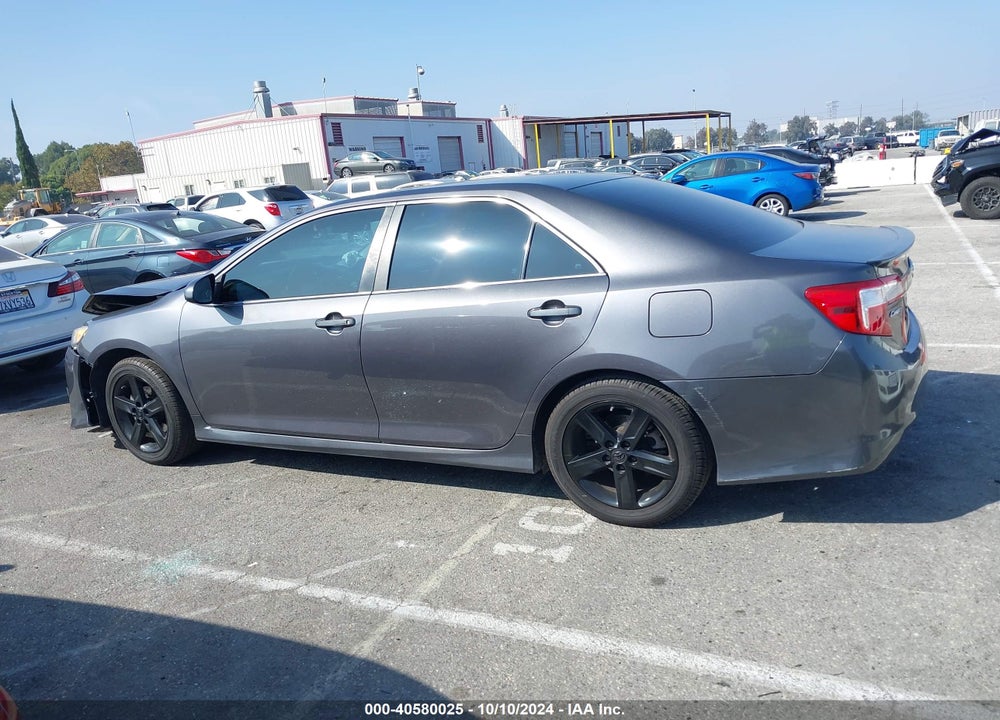 2014 TOYOTA CAMRY SE VIN: 4T1BF1FK8EU323424