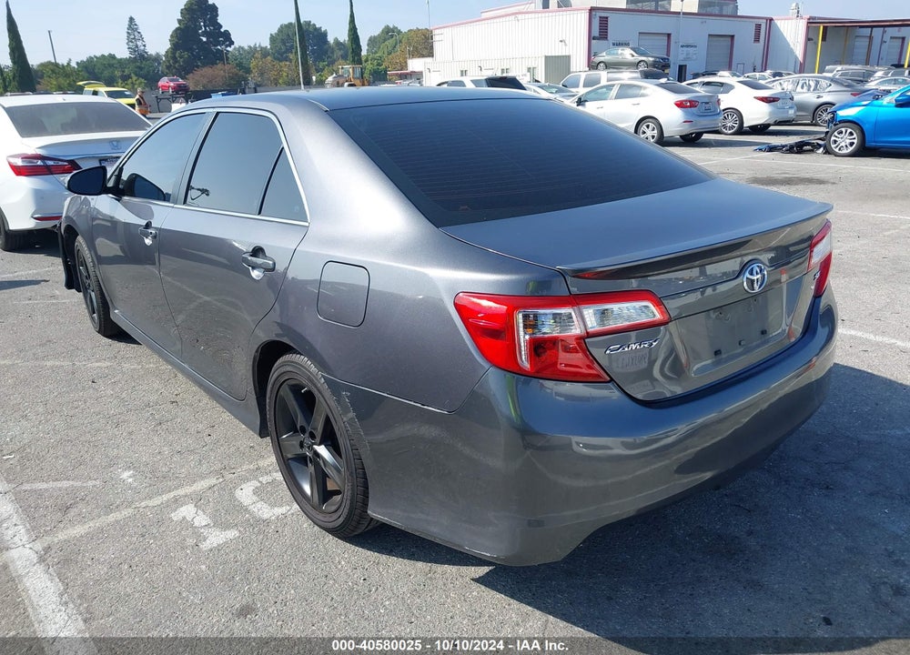 2014 TOYOTA CAMRY SE VIN: 4T1BF1FK8EU323424