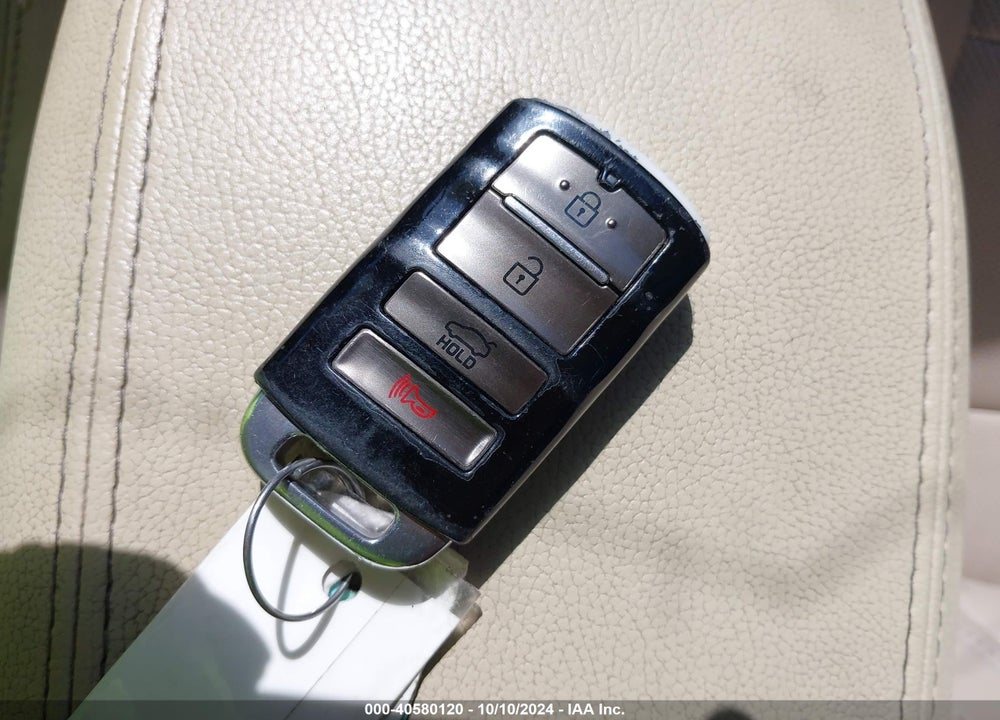 2015 KIA CADENZA PREMIUM VIN: KNALN4D77F5171141
