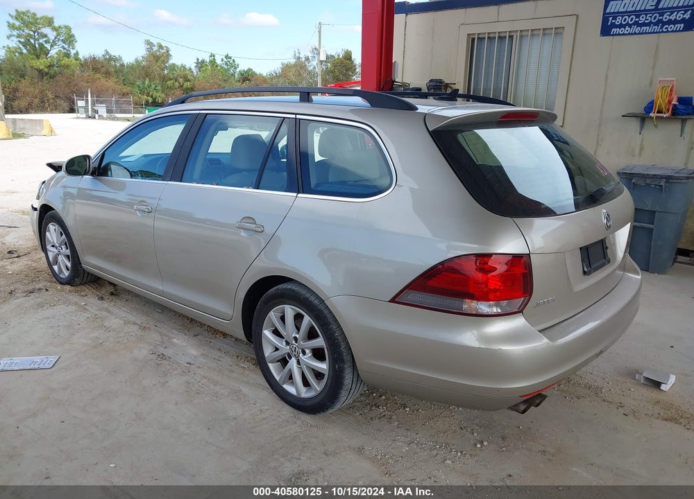 2014 VOLKSWAGEN JETTA SPORTWAGEN 2.5L SE VIN: 3VWPP7AJ3EM603312