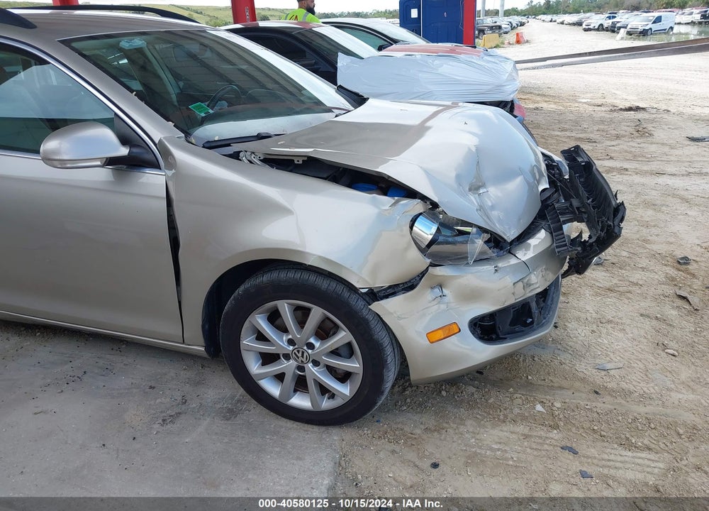 2014 VOLKSWAGEN JETTA SPORTWAGEN 2.5L SE VIN: 3VWPP7AJ3EM603312